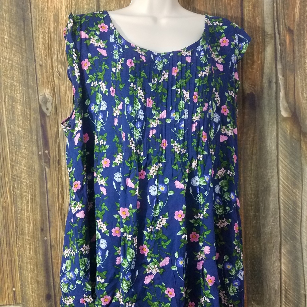Old Navy Women's Top Size XXL